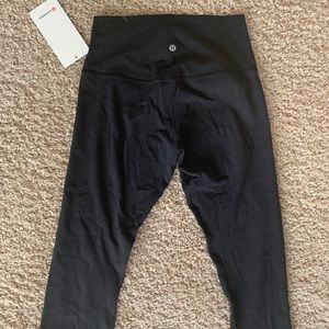 Lululemon Align Crop 21”